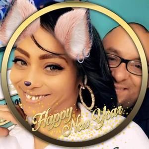 Meet your Posher, Crystal